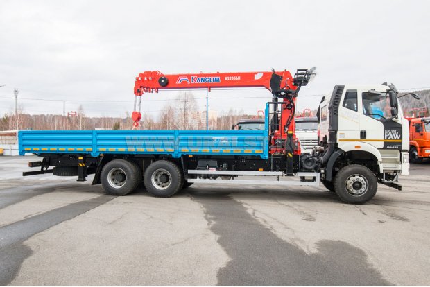 Автомобиль бортовой с КМУ KANGLIM KS-2056 FAW 3250 (6х4)