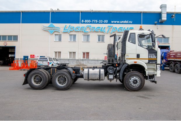  Седельный тягач УСТ 5453 FAW 3250 (6х4)