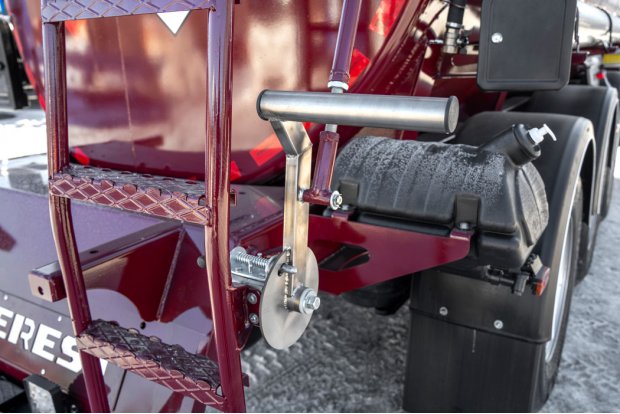 Подъем и опускание защитного ограждения