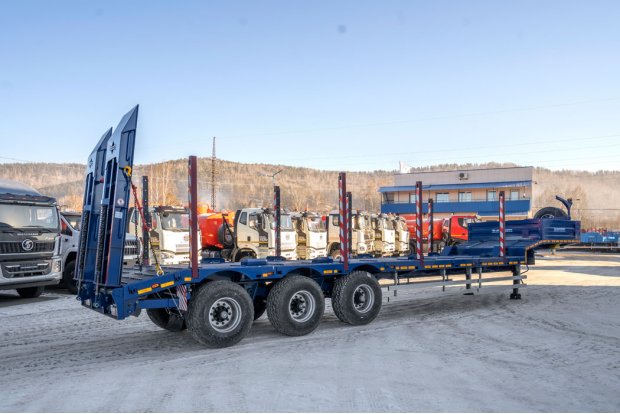 Полуприцеп тяжеловоз ППТ 45-31-11КУ УСТ 9465 механические трапы ССУ 1500