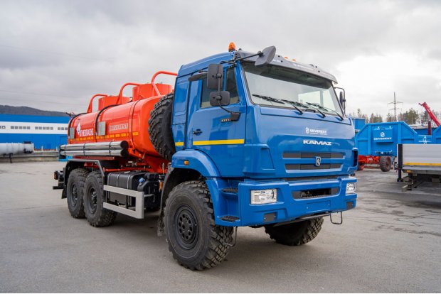 Автотопливозаправщик АТЗ-11-2 УСТ 5453 Камаз 43118
