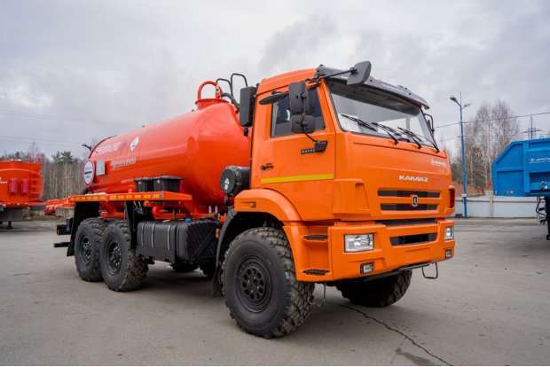 Автоцистерна вакуумная для нефтепродуктов АКН-10 КО-505 УСТ 5453 Камаз 43118, доработка под ДОПОГ, УВЭОС, ревизионный люк,