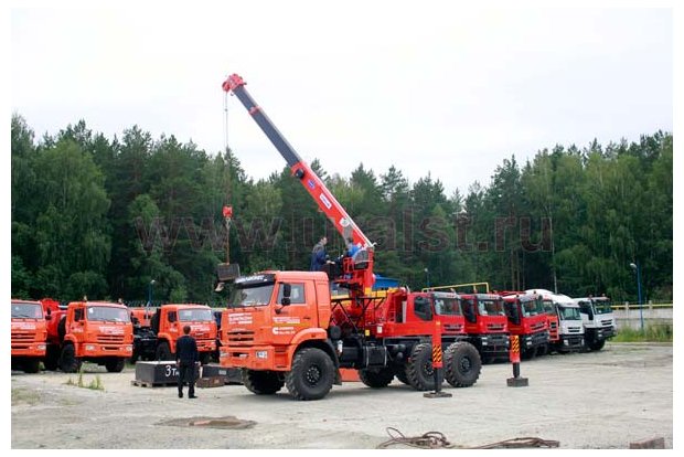 Седельный тягач с КМУ KS-1256G-II (тросовый) УСТ 5453 Камаз 44108 (CUMMINS)
