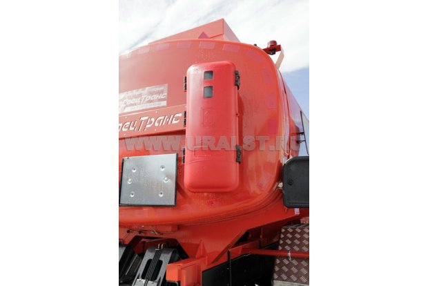 Автотопливозаправщик АТЗ-8-2Б УСТ 5453 Урал 4320-4151-81 бескапотный доработка под ДОПОГ