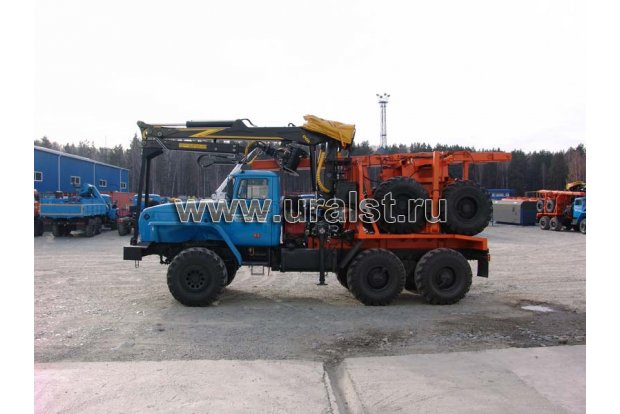 лесовозный автопоезд с манипулятором ОМТЛ 97 +УСТ 94651С УРАЛ 5557