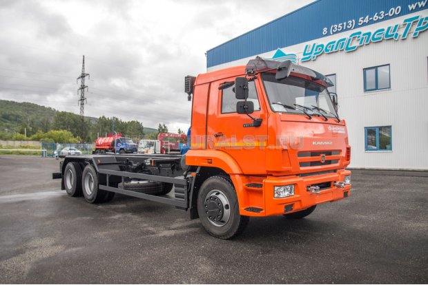 Автомобиль контейнеровоз Камаз 65117