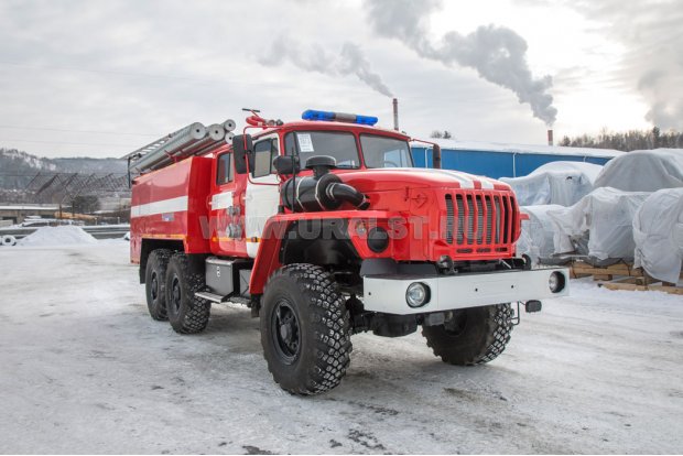 АЦП-6/6-40 Урал 5557-1151-60Е5 в кабине