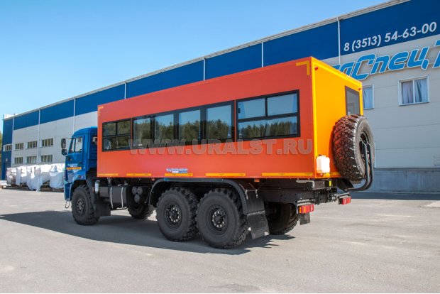 Автобус вахтовый 28 базовый УСТ 5453 Камаз 5350-66(D5) сэндвич