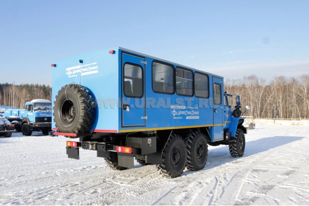 Автобус вахтовый 22 комфорт УСТ 5453 Урал 4320-1151-73