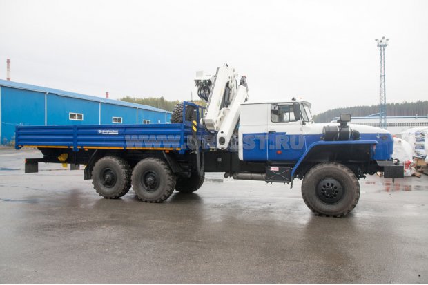 Бортовой Урал 4320-60Е5 с краном-манипулятором ИМ-240