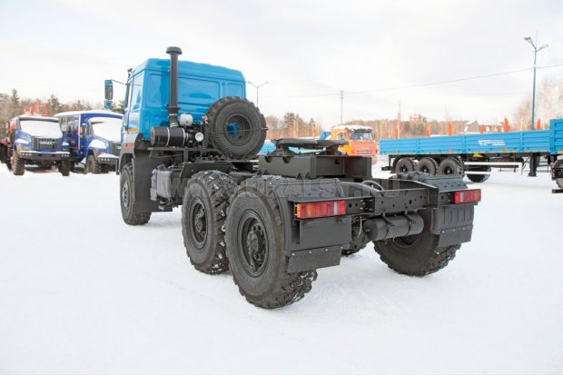 Седельный тягач УСТ 5453 Урал 5557-4512-82Е5