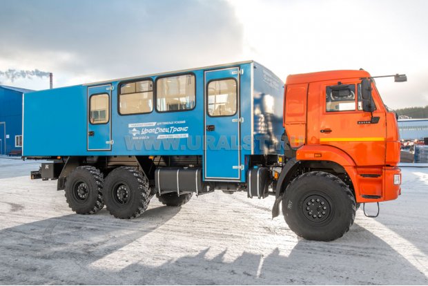 Автобус грузопассажирский ГПА УСТ 5453 (20+2) закр. Камаз 43118-50