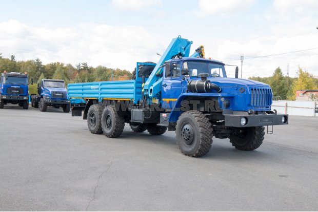 Бортовой автомобиль с КМУ ИМ-95 УСТ 5453 Урал 4320-1951-60