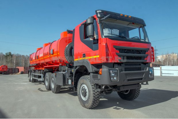 Полуприцеп цистерна ППЦ 35П-24Д-3 + Тягач АМТ N.V. 632910 (6х6)