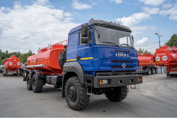 Автотопливозаправщик (насос, счетчик, пистолет) АТЗ-12-2Б УСТ 5453 Урал 4320-4971-80 сп.м. доработка под ДОПОГ