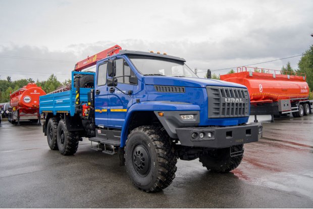 Бортовой автомобиль с КМУ ИТ 120 (тросовый) УСТ 5453 Урал NEXT 4320-6981-72