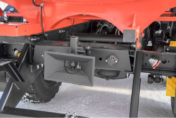 Заднее сцепное устройство