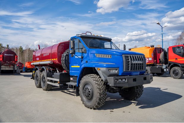Автоцистерна для воды АЦПТ-10НО УСТ 5453 Урал NEXT 4320-6951-72 насос, обогрев