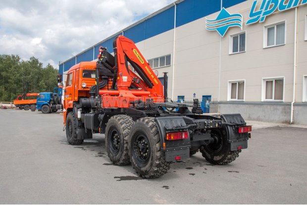 Седельный тягач с КМУ ИМ-150N УСТ 5453 Камаз 53504 (44108), сп.м