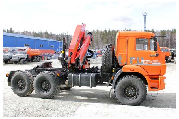 Седельный тягач Камаз с КМУ Palfinger