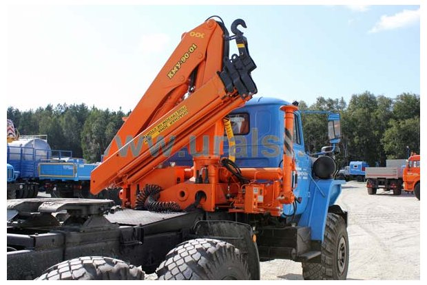 Седельный тягач с КМУ 90-01 УСТ 5453 Урал 5557-60Е5