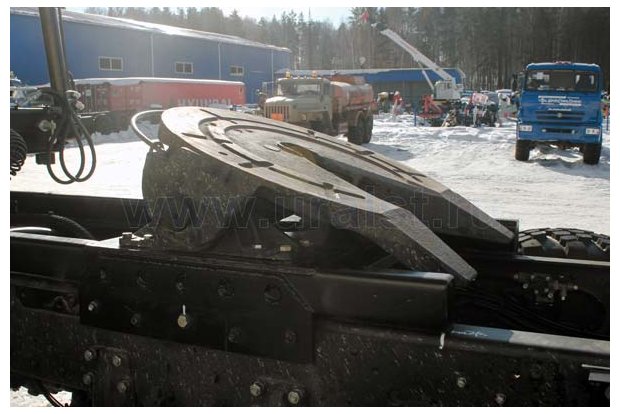 Автомобиль-трансформер с ГМ ОМТЛ-97 УСТ 54531 Камаз 53504-46