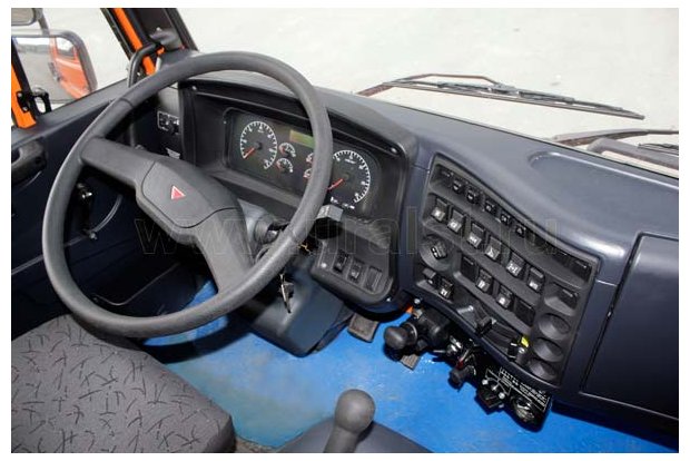 Приборная панель седельного тягача Камаз 53504-6910-46