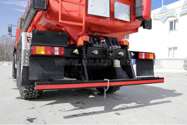 Автотопливозаправщик АТЗ-8-2Б УСТ 5453 Урал 4320-4151-81 бескапотный доработка под ДОПОГ