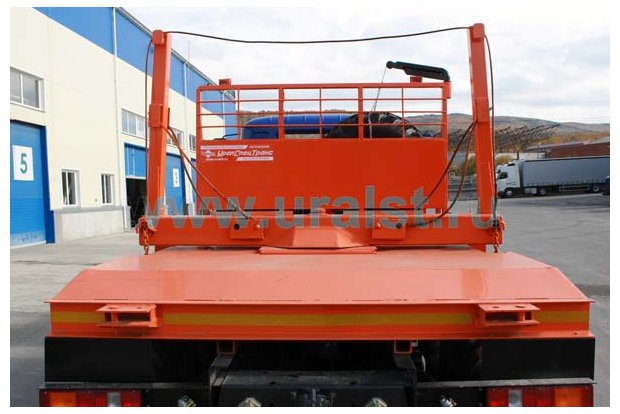 Лесовоз УСТ 5453 Урал М 5557-60
