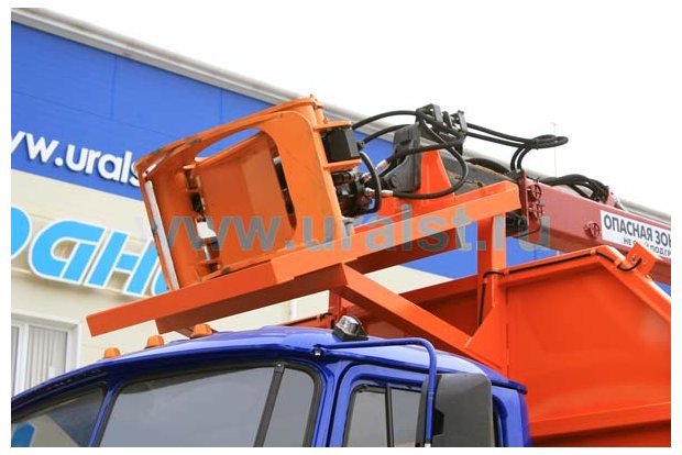Сортиментовоз с ГМ СФ-62 Урал 4320-60Е5