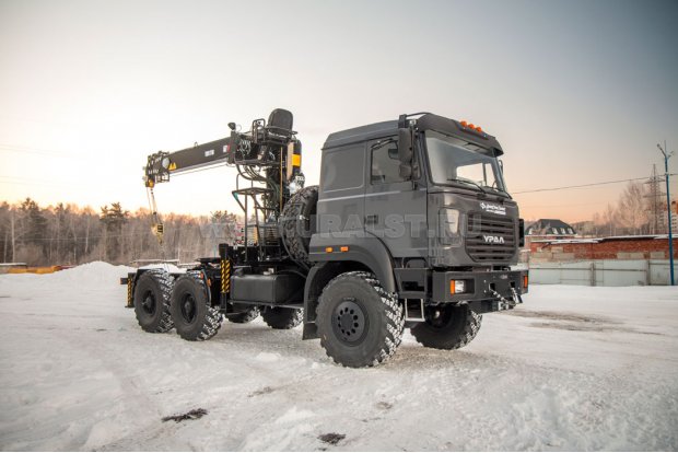 Седельный тягач Урал 44202-82М с крано-манипуляторной установкой HIAB 190TM (тросовый)