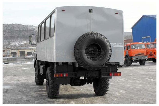 Вахтовый автобус Урал