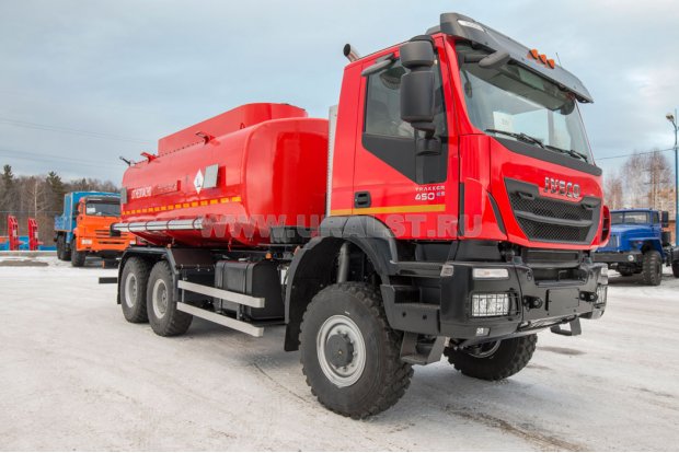 Автотопливозаправщик АТЗ-18-2 IVECO-AMT УСТ 5453 база 4300