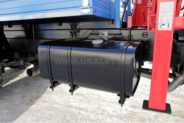 Маслостанция УСТ 5453 с КМУ Unic-504 Камаз 43118