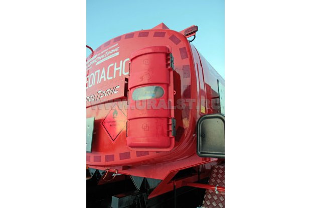 Автотопливозаправщик АТЗ-11-2 УСТ 5453 Урал 5557-4551-80 сп. м. доработка под ДОПОГ