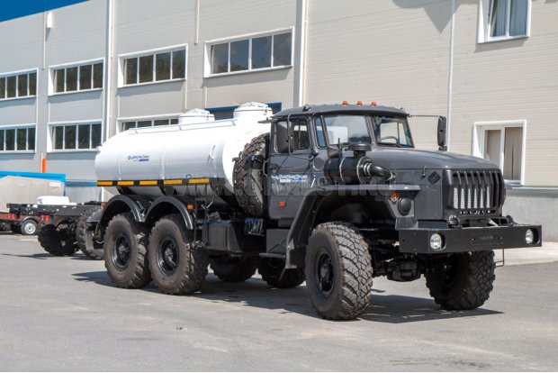 Автоцистерна ОТА-6,2 (4675-02) Урал 5557