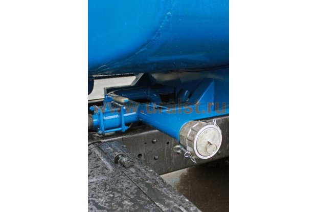 АЦВ-10С Урал 4320Е5