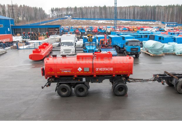 Прицеп-цистерна ПЦ 20-31ДН УСТ-94651 для нефтепродуктов
