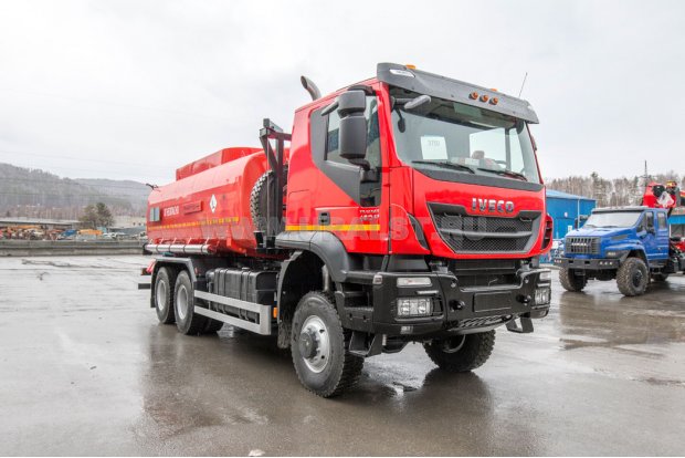 Автоцистерна АЦ-20-2 IVECO-AMT УСТ 5453 насос база 4300