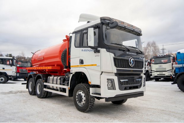 МВ-10 КО-505 УСТ 5453 SHACMAN SX42586V385 6х6, шины 315/80 R22.5, ревизионный люк КБ 3775 мм
