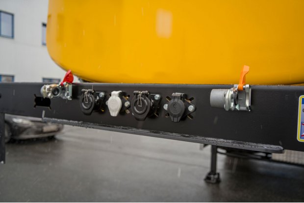 Пневмо и электро розетки