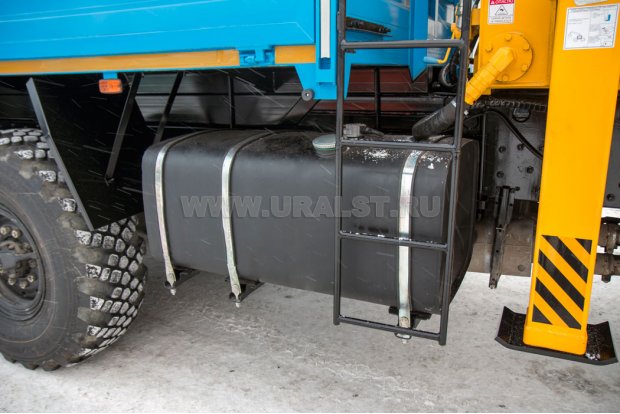 Бортовой с КМУ Soosan SCS746 УСТ 5453 Камаз 43118