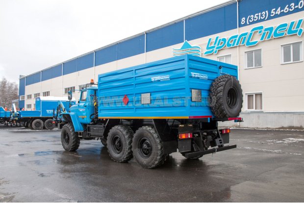 Автомобиль бортовой Урал 4320-73М с КМУ ИМ-25