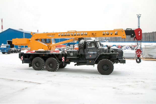 Автокран КС 55713-3 "Галичанин" Урал 4320