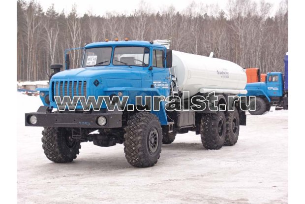 АЦПТ-9,5 с насосом, обогрев, Урал 4320