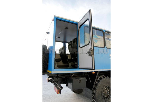 Автобус вахтовый 28+2 комфорт УСТ 54535 Камаз 43118-50