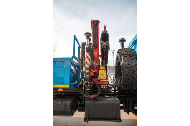 Бортовой с КМУ Fassi F155A.0.22 за кабиной УСТ 5453 Урал 4320-4971-82, сп.м