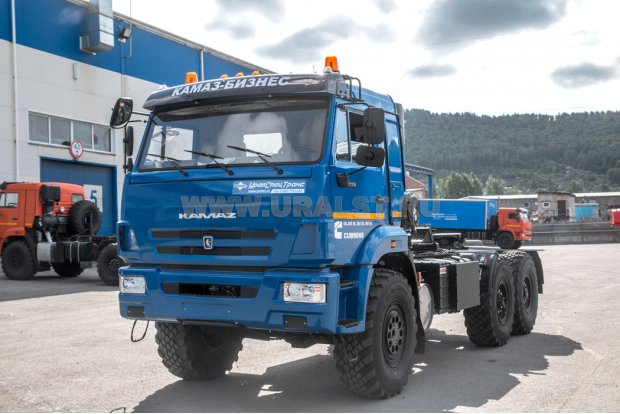 Седельный тягач Камаз 44108 (CUMMINS 340, ZF) ЛВЖ ГФ, доработка под ДОПОГ