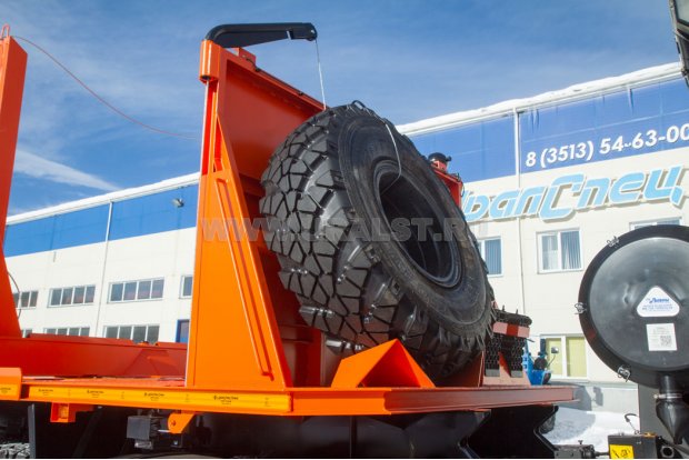 Лесовоз УСТ 5453 Камаз 43118