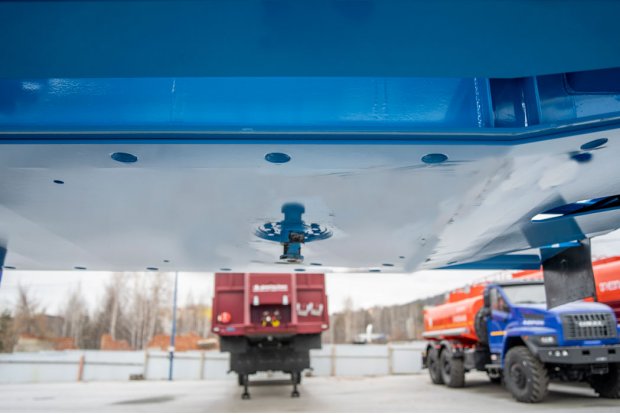 Шкворневой узел